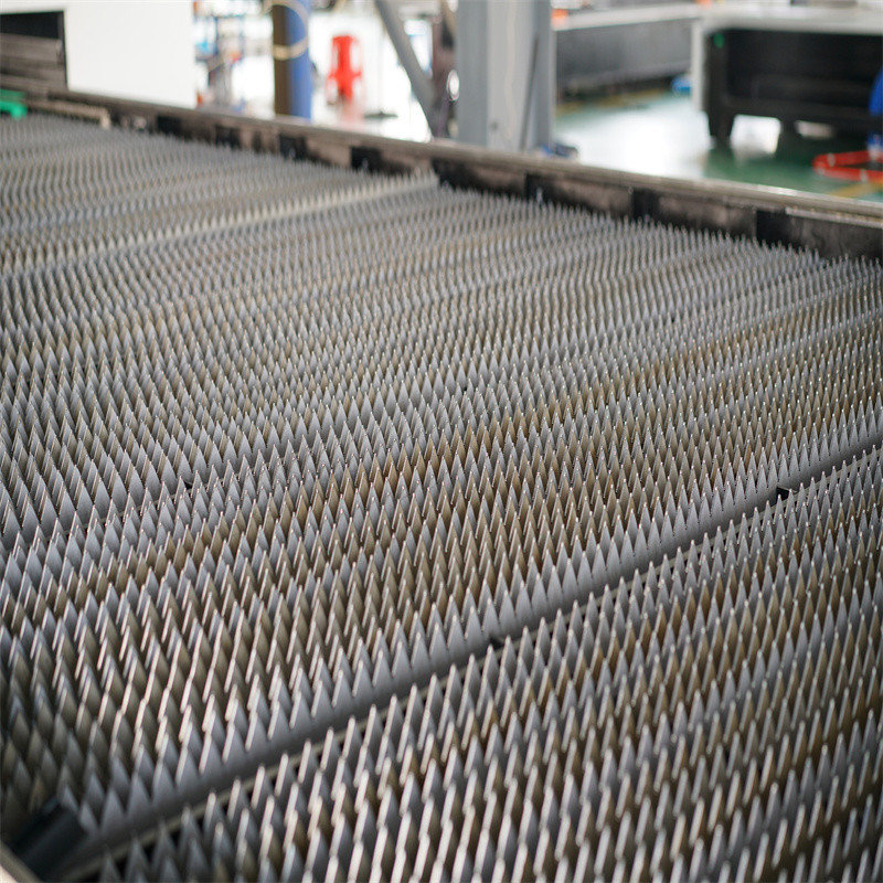 강철 구리 알루미늄을 위한 섬유 레이저 절단기 1000 2000 3000w