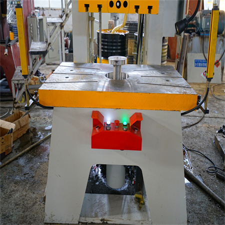 널리 사용되는 Usun 모델: 금속 펀칭용 ULYC 3-15 톤 C 프레임 수압 공압 프레스 기계